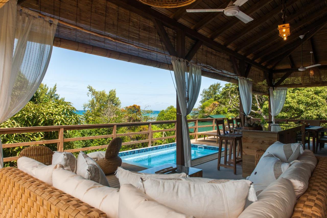 La Pointe Beach Huts Baie Sainte Anne Luaran gambar