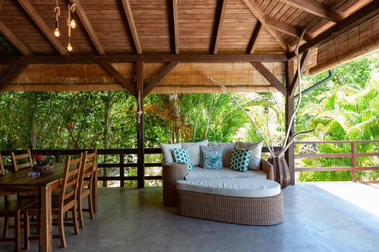 La Pointe Beach Huts Baie Sainte Anne Luaran gambar